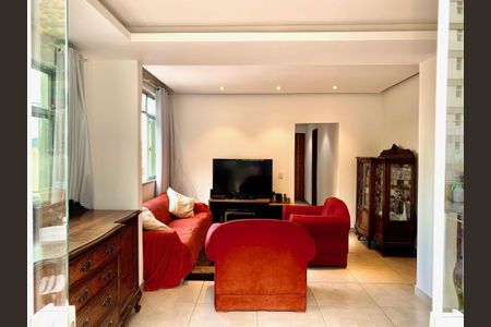 Apartamento à venda com 360m², 5 quartos e 2 vagas