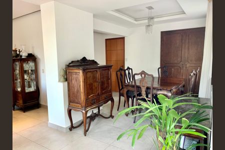 Apartamento à venda com 360m², 5 quartos e 2 vagas