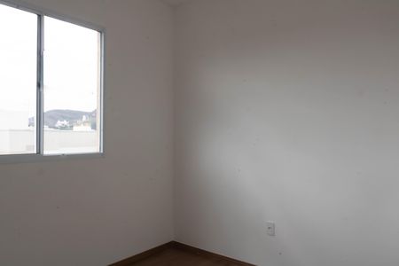 Apartamento à venda com 48m², 2 quartos e 1 vaga Apartamento à venda com 48m², 2 quartos e 1 vagaQuarto