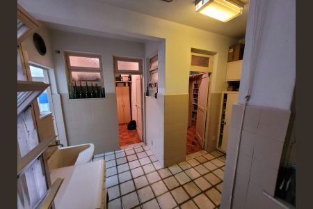 Apartamento à venda com 260m², 4 quartos e 1 vaga