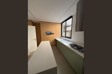 Casa de condomínio à venda com 626m², 3 quartos e 3 vagas Casa de condomínio à venda com 626m², 3 quartos e 3 vagasFoto 31
