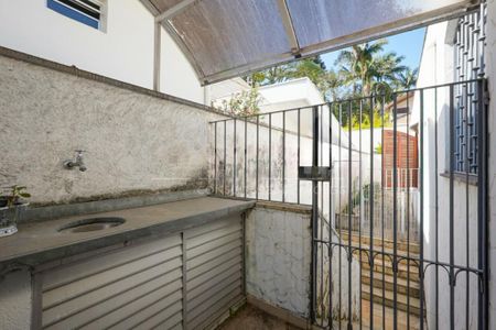 Casa à venda com 3 quartos, 273m² em Granja Julieta, São Paulo