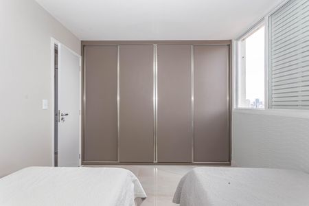 Apartamento à venda com 3 quartos, 111m² em Vila Olímpia, São Paulo