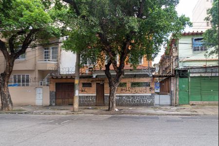 Apartamento à venda com 79m², 2 quartos e sem vaga
