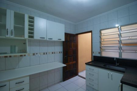 Casa para alugar com 105m², 2 quartos e 2 vagas Casa para alugar com 105m², 2 quartos e 2 vagasCozinha