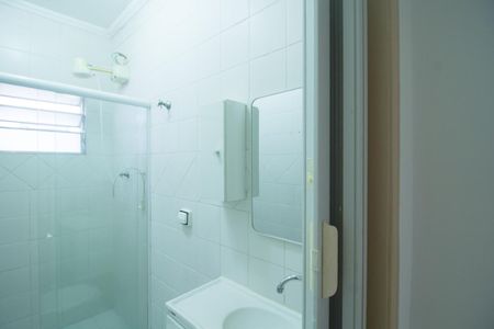 Casa para alugar com 105m², 2 quartos e 2 vagas Casa para alugar com 105m², 2 quartos e 2 vagasBanheiro