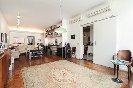 Apartamento à venda com 170m², 3 quartos e 1 vaga