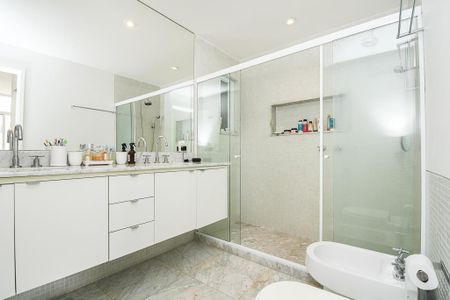 Apartamento à venda com 170m², 3 quartos e 1 vaga
