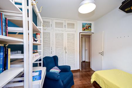 Apartamento à venda com 180m², 4 quartos e 2 vagas