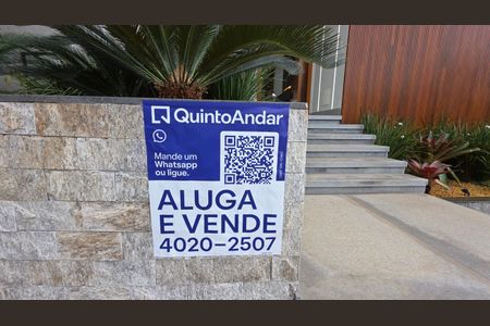 Casa de Condomínio para alugar com 3 quartos, 300m² em Santo Antônio, Vespasiano