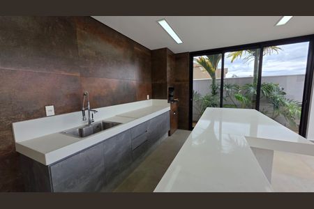 Casa de condomínio para alugar com 300m², 3 quartos e 3 vagas Casa de condomínio para alugar com 300m², 3 quartos e 3 vagasÁrea externa