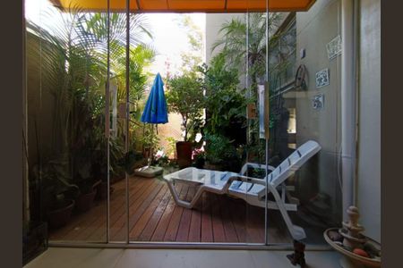 Apartamento à venda com 92m², 1 quarto e sem vaga