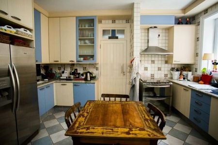 Casa à venda com 726m², 4 quartos e sem vaga