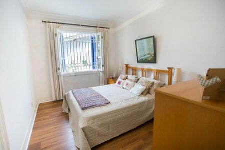 Casa à venda com 726m², 4 quartos e sem vaga