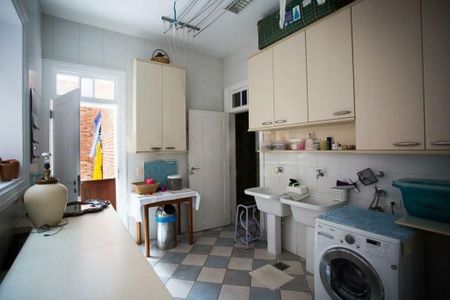 Casa à venda com 726m², 4 quartos e sem vaga