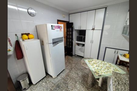 Casa à venda com 3 quartos, 190m² em Jardim Ernestina, São Paulo