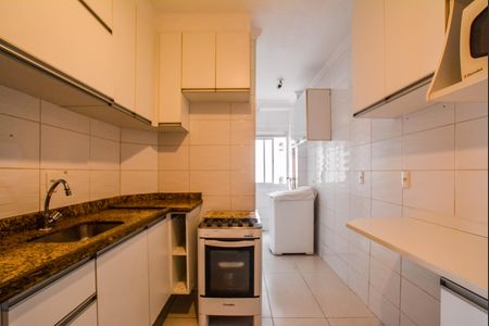 Apartamento à venda com 57m², 2 quartos e 1 vaga Apartamento à venda com 57m², 2 quartos e 1 vagaCozinha e Área de Serviço