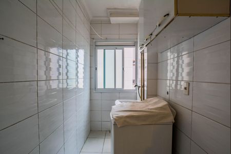 Apartamento à venda com 57m², 2 quartos e 1 vaga Apartamento à venda com 57m², 2 quartos e 1 vagaCozinha e Área de Serviço