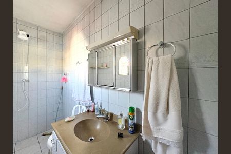 Casa à venda com 280m², 4 quartos e 2 vagas Casa à venda com 280m², 4 quartos e 2 vagasBanheiro da Suíte 3