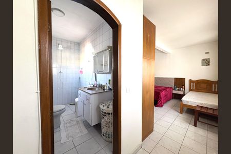 Casa à venda com 280m², 4 quartos e 2 vagas Casa à venda com 280m², 4 quartos e 2 vagasSuíte 3