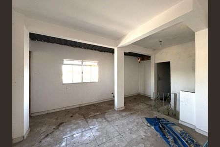 Casa à venda com 280m², 4 quartos e 2 vagas Casa à venda com 280m², 4 quartos e 2 vagasSala 2