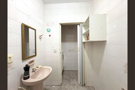Casa à venda com 280m², 4 quartos e 2 vagas Casa à venda com 280m², 4 quartos e 2 vagasBanheiro da Edícula 1