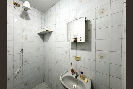 Casa à venda com 280m², 4 quartos e 2 vagas Casa à venda com 280m², 4 quartos e 2 vagasBanheiro de serviço