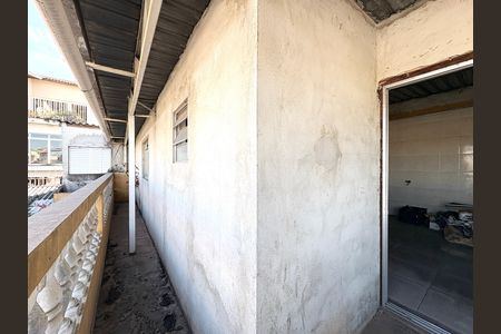 Casa à venda com 280m², 4 quartos e 2 vagas Casa à venda com 280m², 4 quartos e 2 vagasÁrea de Serviço 2 / Terraço