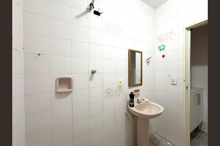 Casa à venda com 280m², 4 quartos e 2 vagas Casa à venda com 280m², 4 quartos e 2 vagasBanheiro da Edícula 1