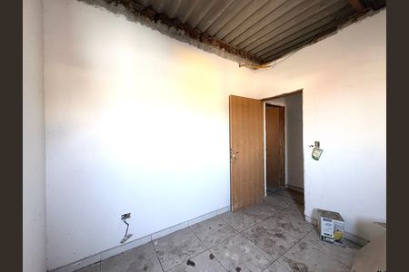 Casa à venda com 280m², 4 quartos e 2 vagas Casa à venda com 280m², 4 quartos e 2 vagasQuarto 5