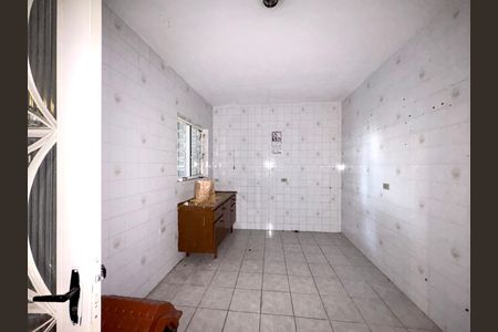 Casa à venda com 280m², 4 quartos e 2 vagas Casa à venda com 280m², 4 quartos e 2 vagasSala/ Cozinha da Edícula 2