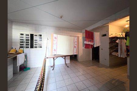 Casa à venda com 280m², 4 quartos e 2 vagas Casa à venda com 280m², 4 quartos e 2 vagasÁrea de Serviço