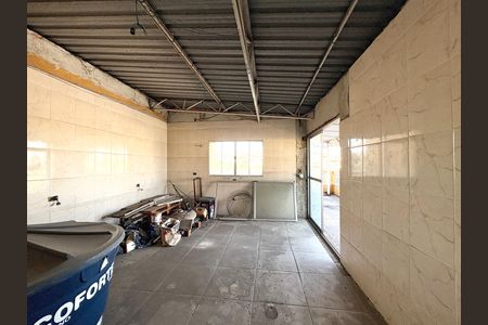 Casa à venda com 280m², 4 quartos e 2 vagas Casa à venda com 280m², 4 quartos e 2 vagasCozinha 2