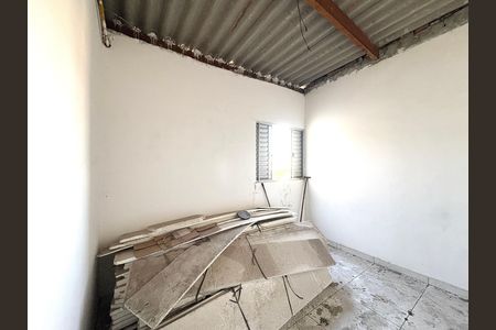 Casa à venda com 280m², 4 quartos e 2 vagas Casa à venda com 280m², 4 quartos e 2 vagasQuarto 2