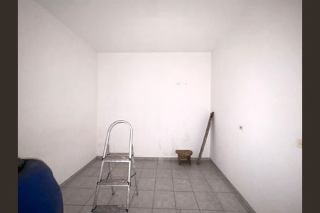 Casa à venda com 280m², 4 quartos e 2 vagas Casa à venda com 280m², 4 quartos e 2 vagasQuarto da Edícula 2