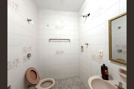 Casa à venda com 280m², 4 quartos e 2 vagas Casa à venda com 280m², 4 quartos e 2 vagasBanheiro da Edícula 1