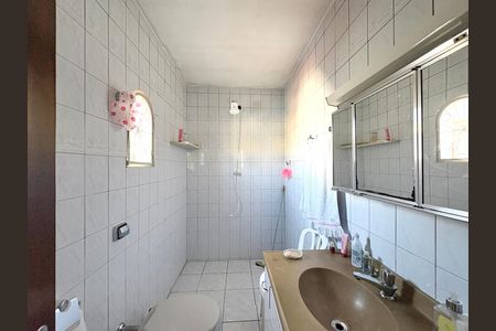 Casa à venda com 280m², 4 quartos e 2 vagas Casa à venda com 280m², 4 quartos e 2 vagasBanheiro da Suíte 3