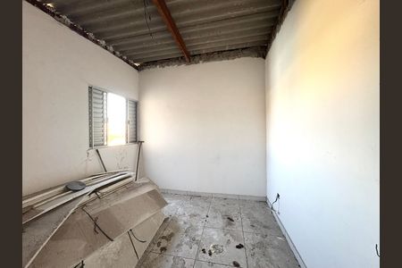 Casa à venda com 280m², 4 quartos e 2 vagas Casa à venda com 280m², 4 quartos e 2 vagasQuarto 5