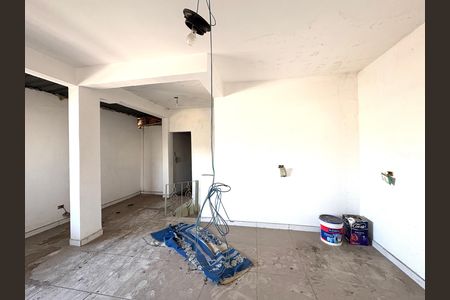 Casa à venda com 280m², 4 quartos e 2 vagas Casa à venda com 280m², 4 quartos e 2 vagasSala 2