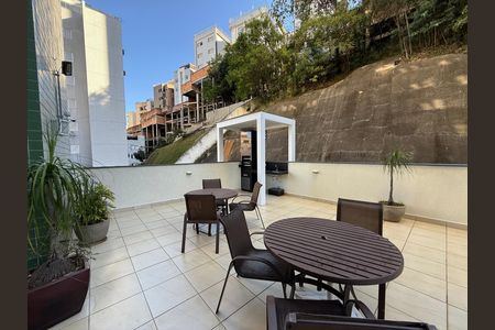 Apartamento à venda com 60m², 2 quartos e 2 vagas