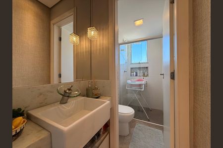 Apartamento à venda com 60m², 2 quartos e 2 vagas Apartamento à venda com 60m², 2 quartos e 2 vagasBanheiro