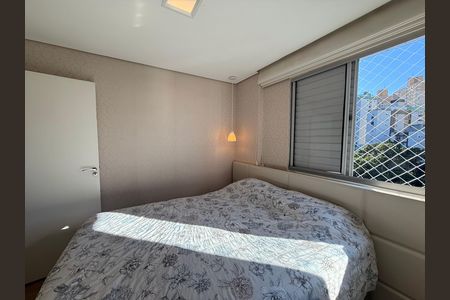 Apartamento à venda com 60m², 2 quartos e 2 vagas Apartamento à venda com 60m², 2 quartos e 2 vagasQuarto
