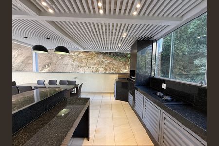 Apartamento à venda com 60m², 2 quartos e 2 vagas