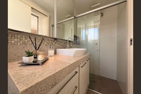 Apartamento à venda com 60m², 2 quartos e 2 vagas Apartamento à venda com 60m², 2 quartos e 2 vagasBanheiro