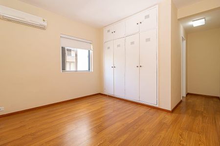 Apartamento à venda com 128m², 3 quartos e 1 vaga