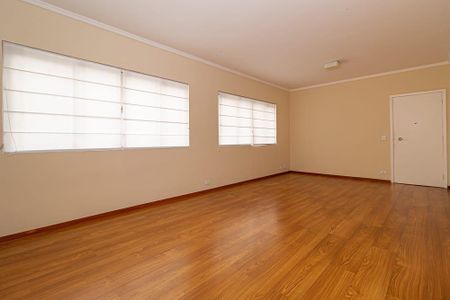 Apartamento à venda com 128m², 3 quartos e 1 vaga