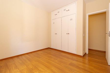 Apartamento à venda com 128m², 3 quartos e 1 vaga