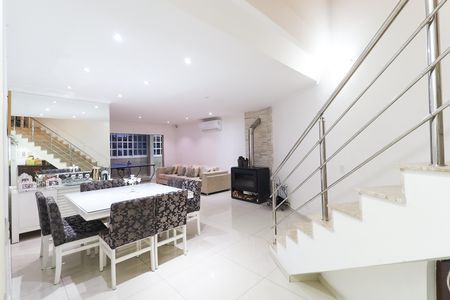 Casa à venda com 700m², 4 quartos e 2 vagas