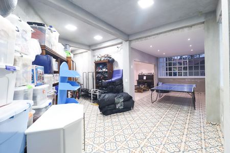 Casa à venda com 700m², 4 quartos e 2 vagas