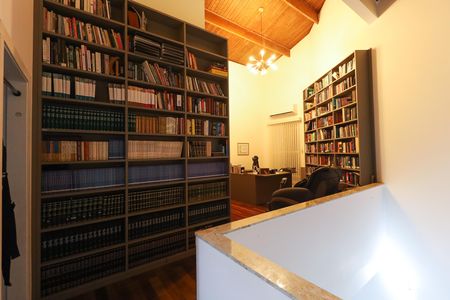 Casa à venda com 700m², 4 quartos e 2 vagas